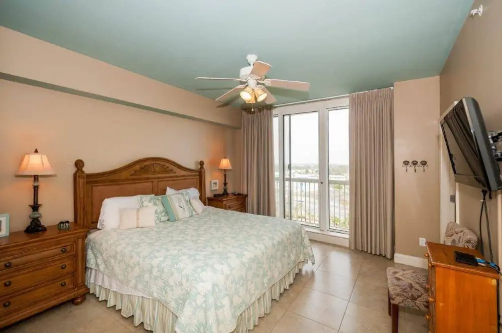 Silver Beach Towers 903e by Destin Getaways