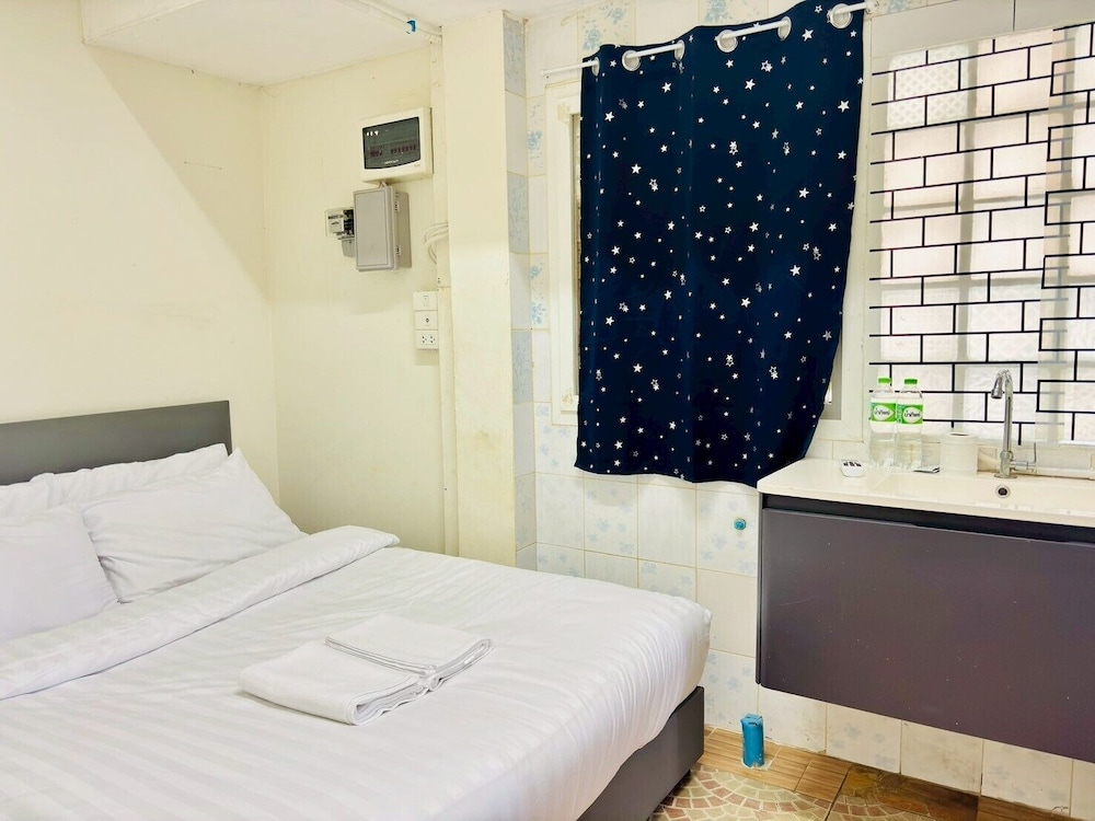 BKK Rama3 Guest House
