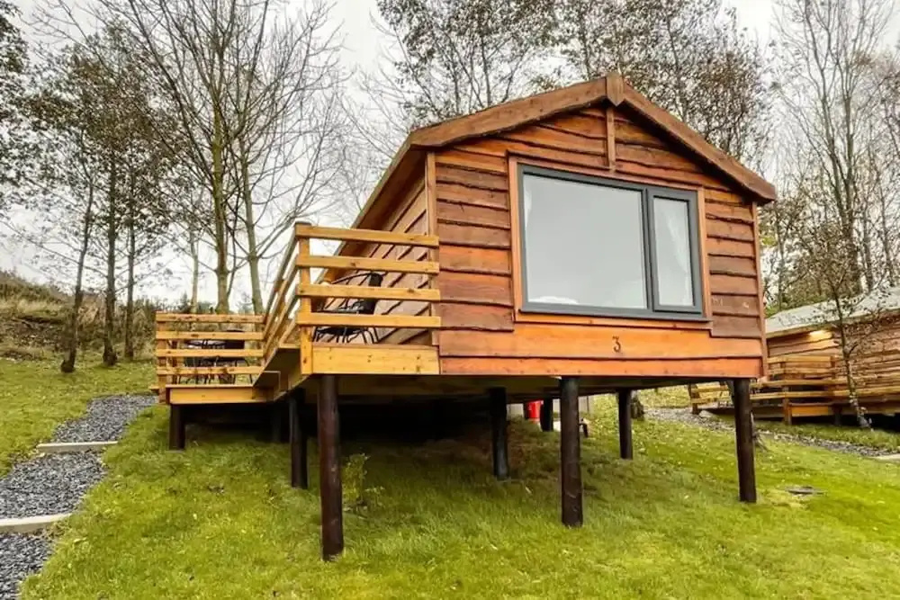 1 Bedroom Log Cabin in Parc Pen y Bryn Sleep 2/3