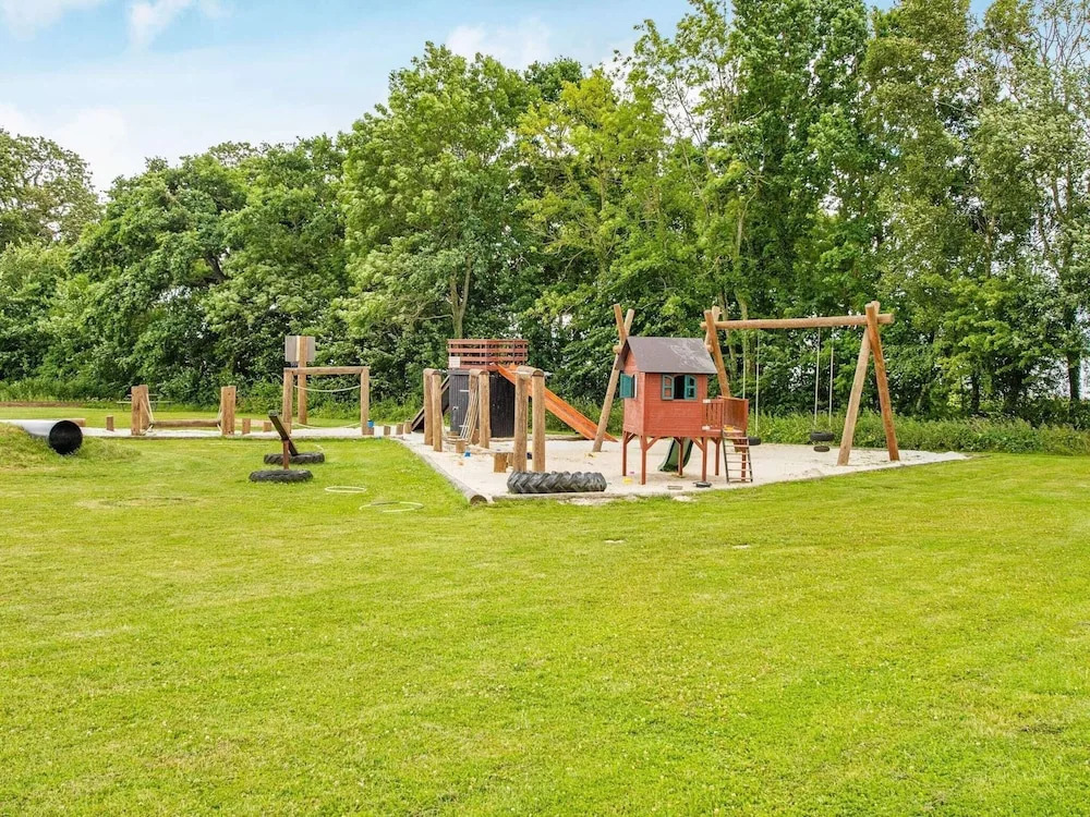 Vibrant Holiday Home in Juelsminde near Sea