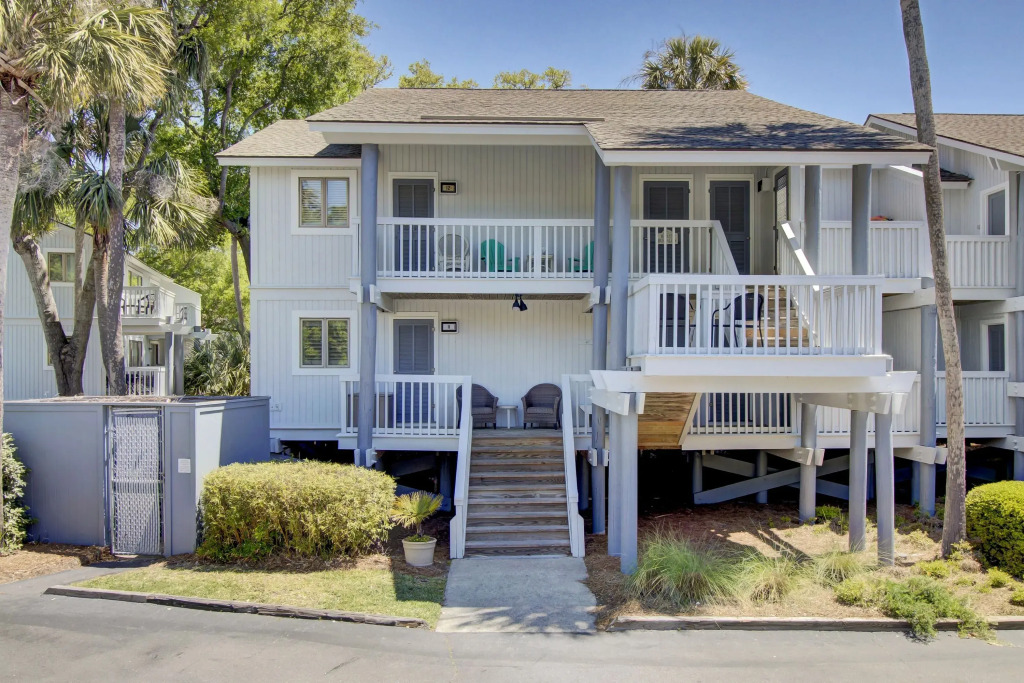 11 Lagoon Villa by AvantStay | 5mins to Beach!, Isle of Palms