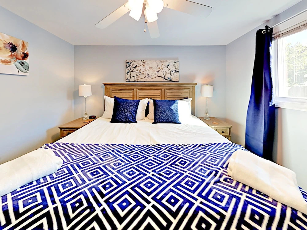 East Bolton Duplex Unit A 2 Bedrooms 1 Bathroom Duplex