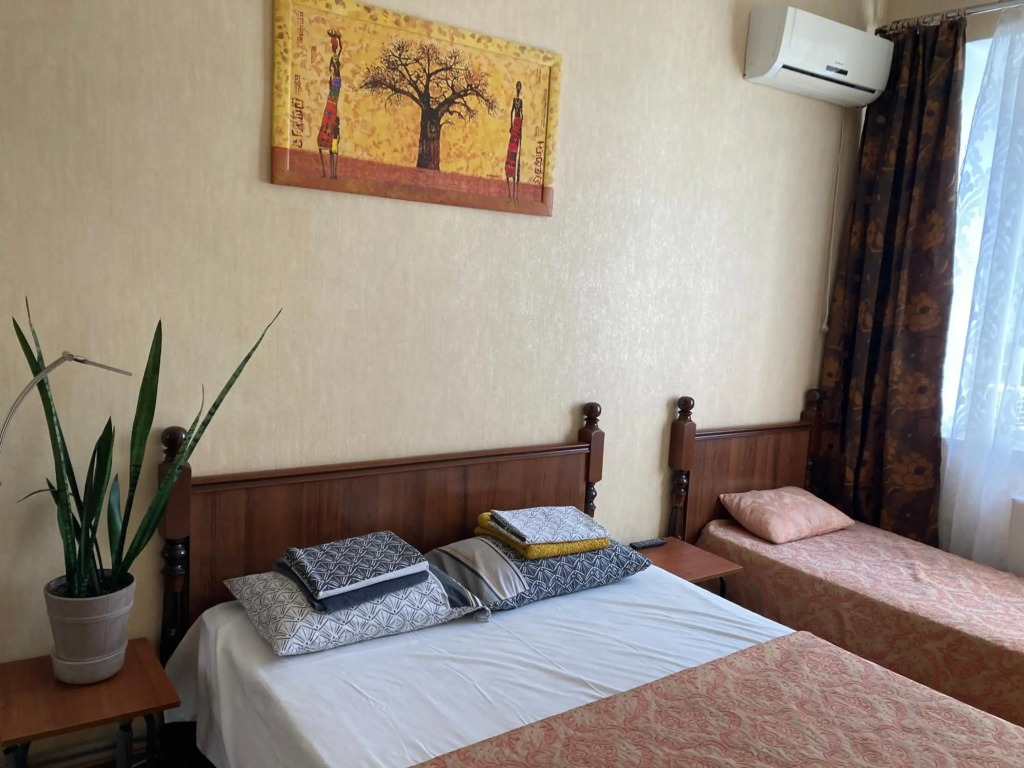 Apartment close to Roshen fountain