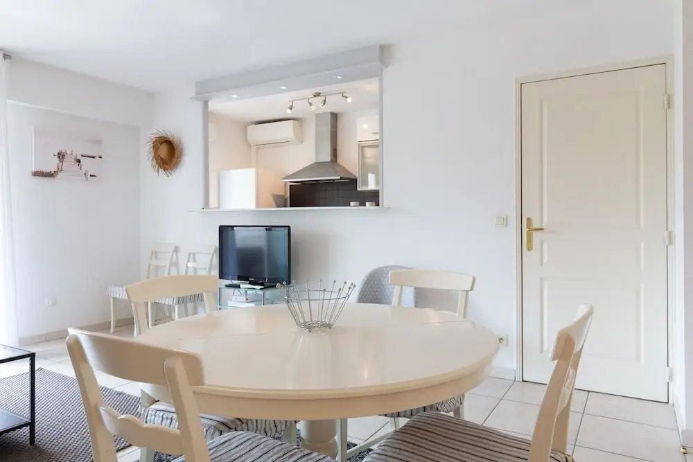SHERIDAN Apartment 1
