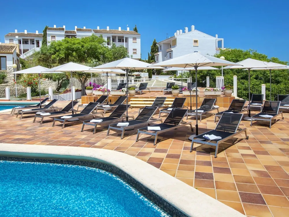 Luxury Apartment With a hot Tub, on the Monte Pego Mountain