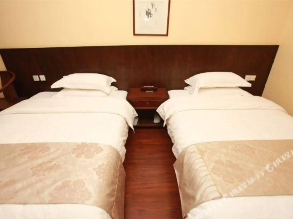 Liujiang Rongyuan Hotel