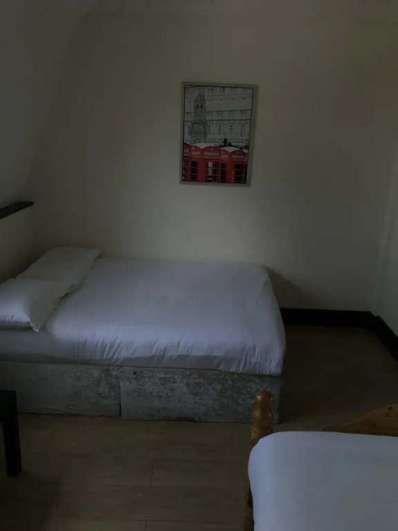 Rooms At103