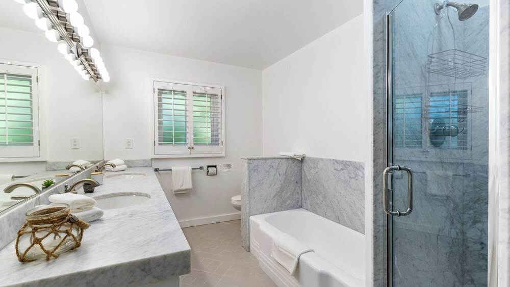 East Valley Manor by Avantstay Minutes to the Beach