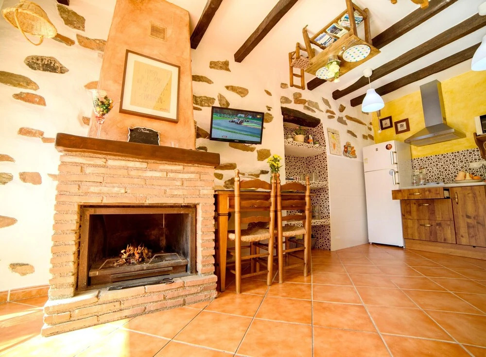 House With one Bedroom in Laroya, With Wonderful Mountain View, Pool A