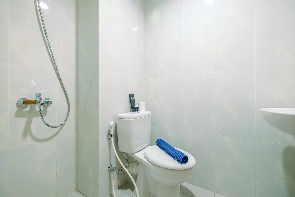 Best Deal Studio at Evenciio Apartment Near Campus Area