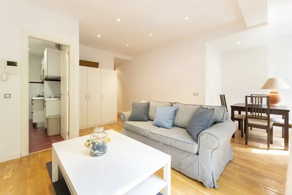 M Ore461 Piso de 1 Dormitorio y Balc n -alquiler