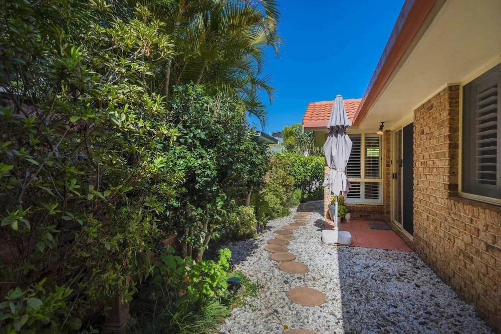 SECRET GARDEN - WiFi - Netflix - Pet Friendly