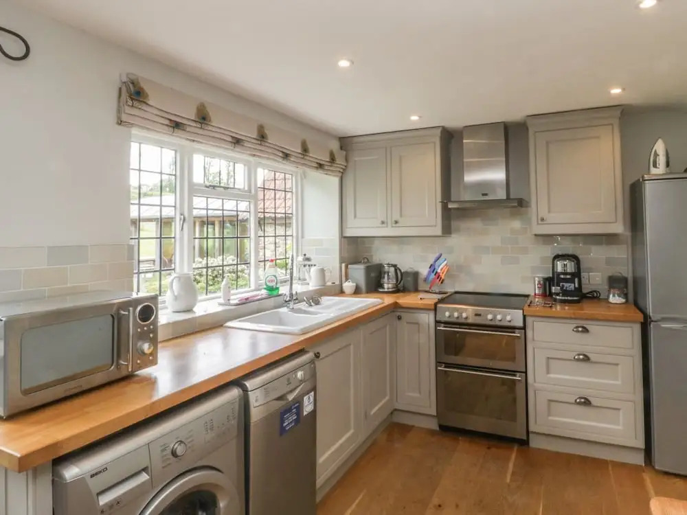 Lambrook Cottage