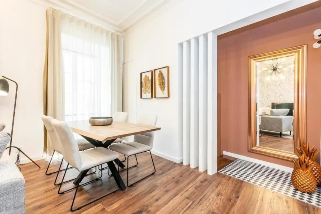 Elegant 2 Bedroom Apartment in Iconic Alfama!