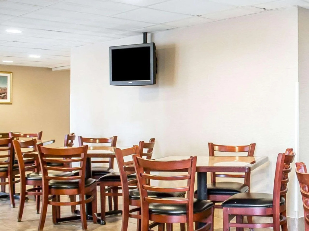 Comfort Inn Dunmore - Scranton East