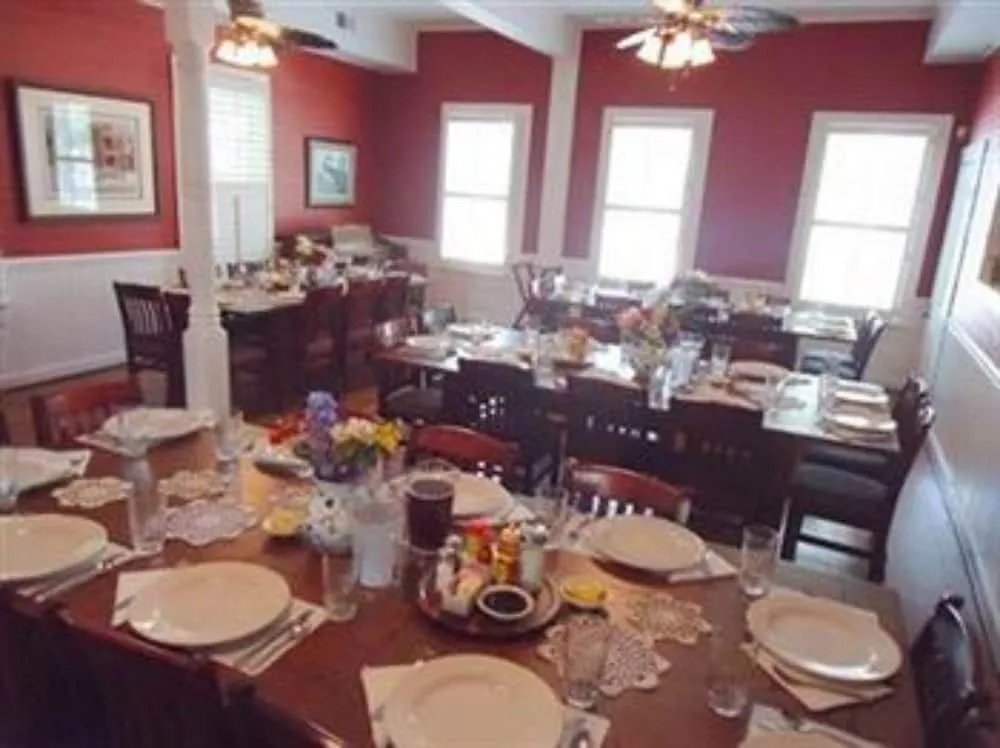 Florida House Inn