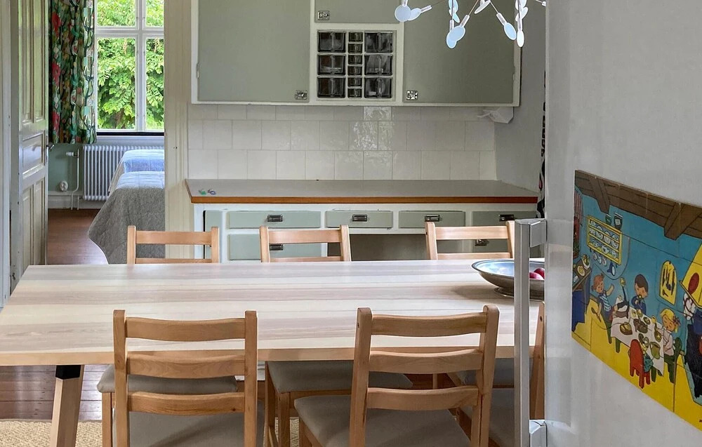 Nice Home in Hamburgsund With 5 Bedrooms and Wifi