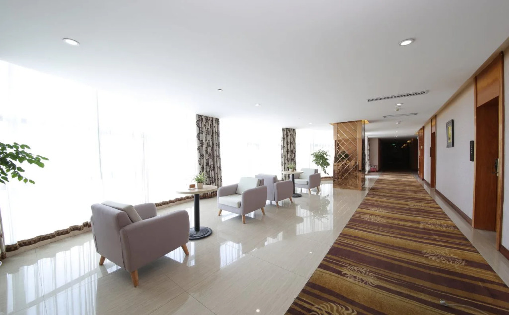 Oubon International Hotel