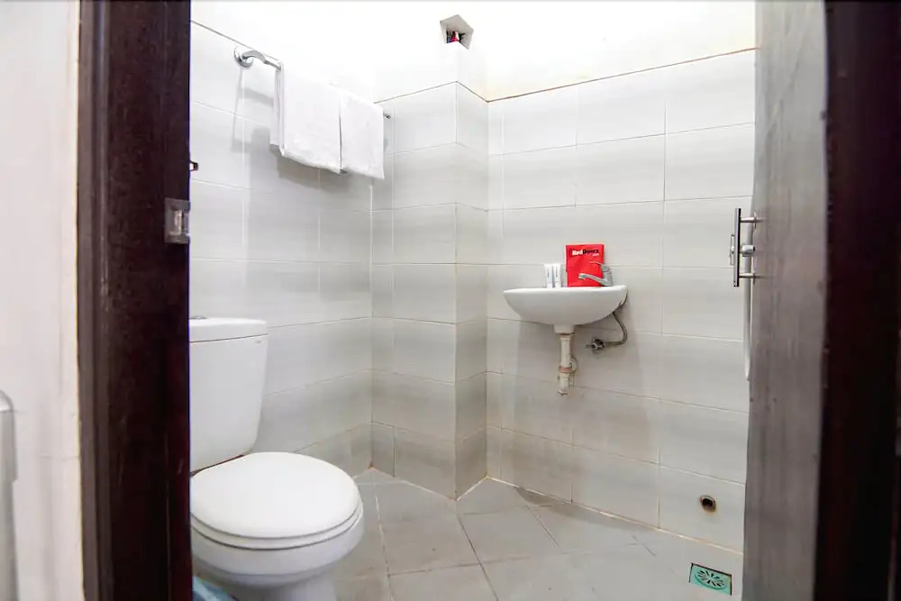 RedDoorz Plus near Ubung Terminal Denpasar