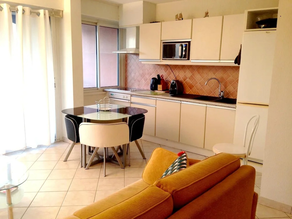 Apartment With one Bedroom in Fréjus, With Wonderful sea View, Balcony and Wifi