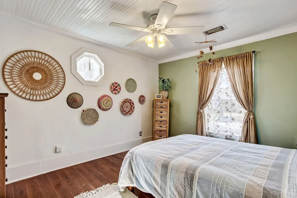 508 Ash Street - Main House 3 Bedroom Home