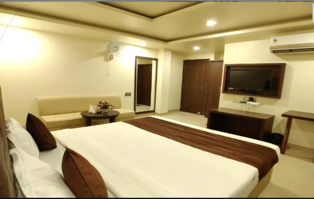 Hotel Jalsa Bhopal