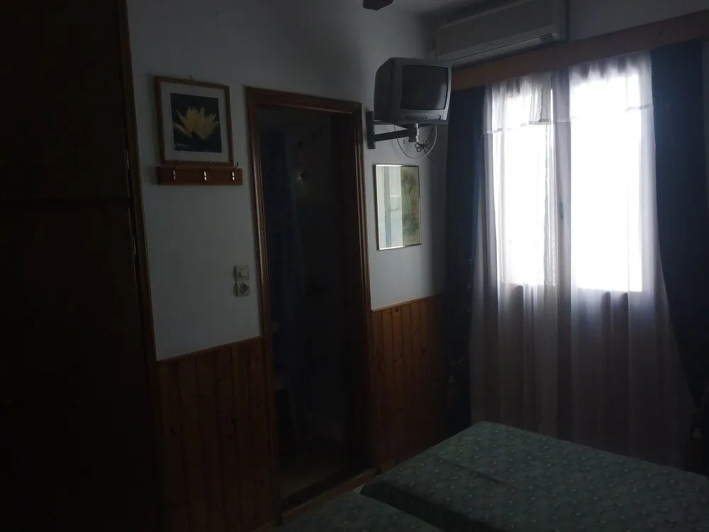 Deja Vu Hotel
