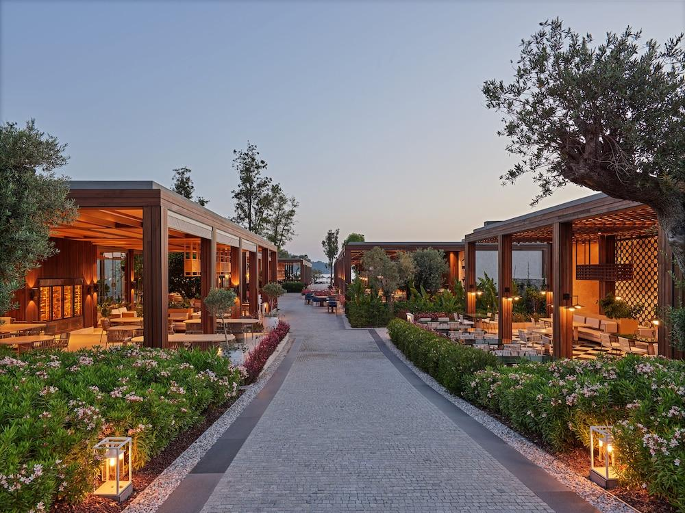 Torba Residence