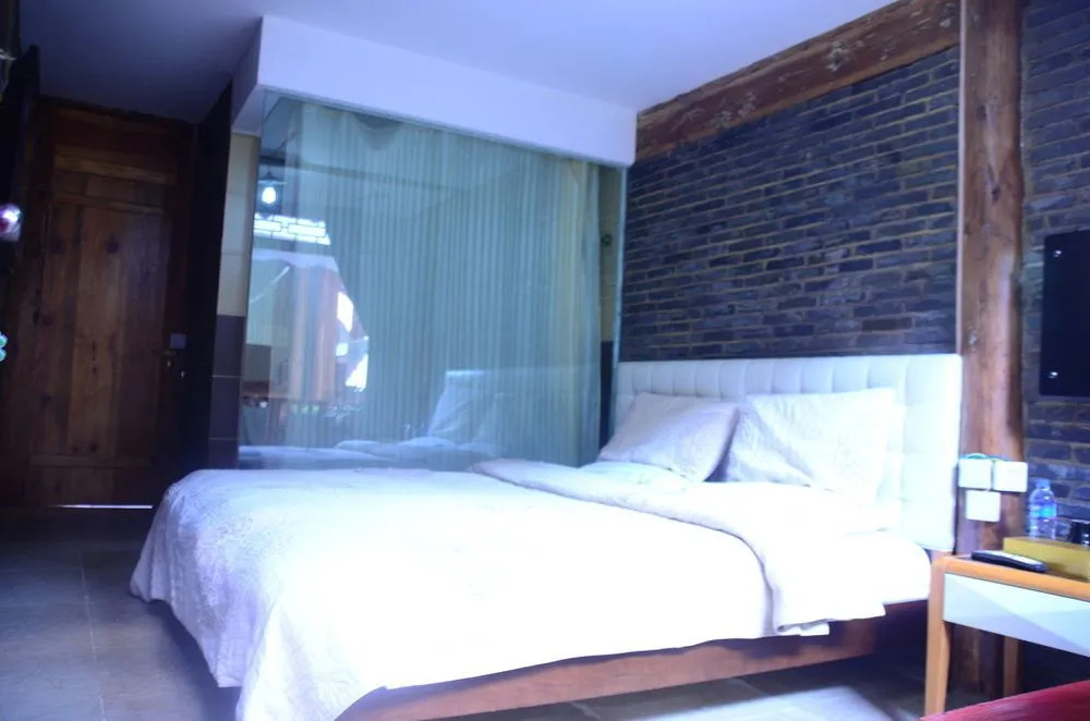 Lvyfamily hotel