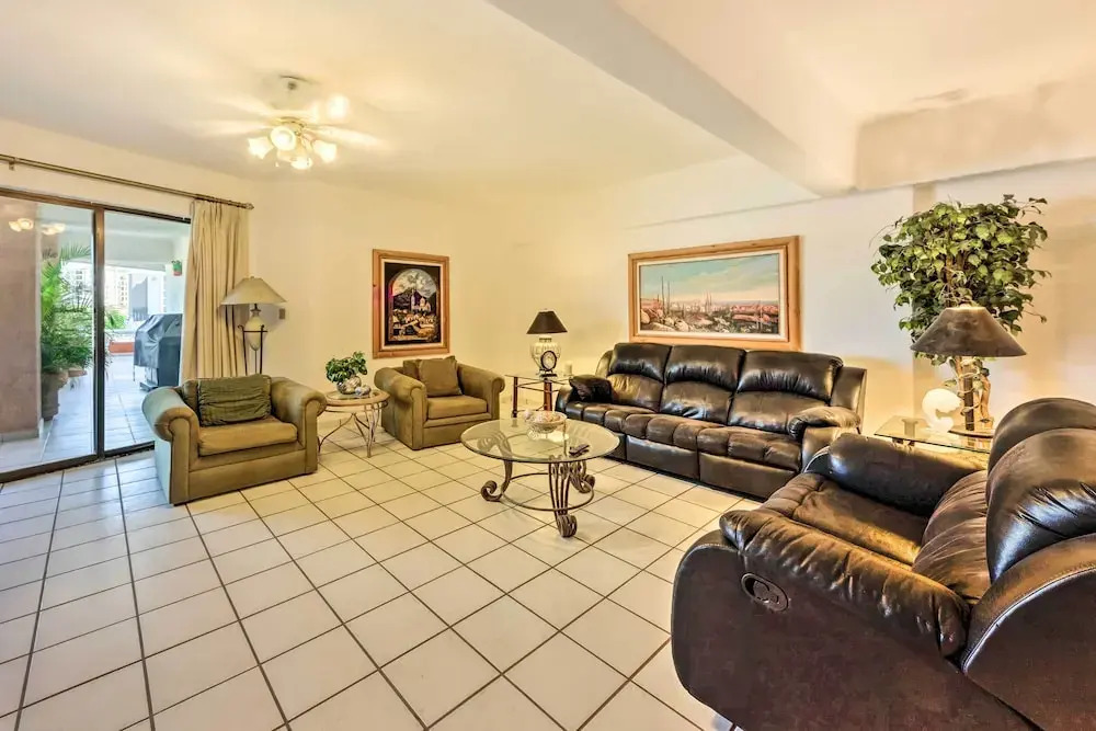Chic Cabo San Lucas Getaway u003c 2 Miles to Beaches