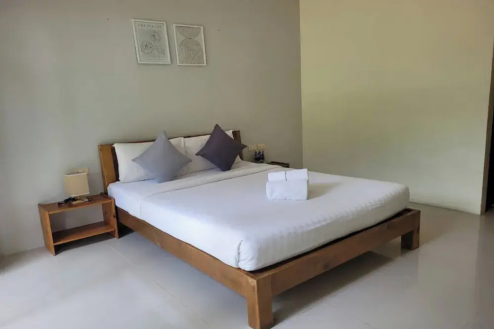 Snooze Inn Phuket