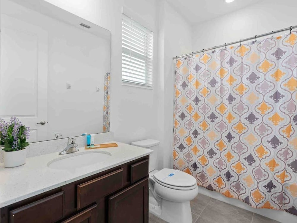 Super Giant - 12bd 12bas - Sleep 38 Near Disney