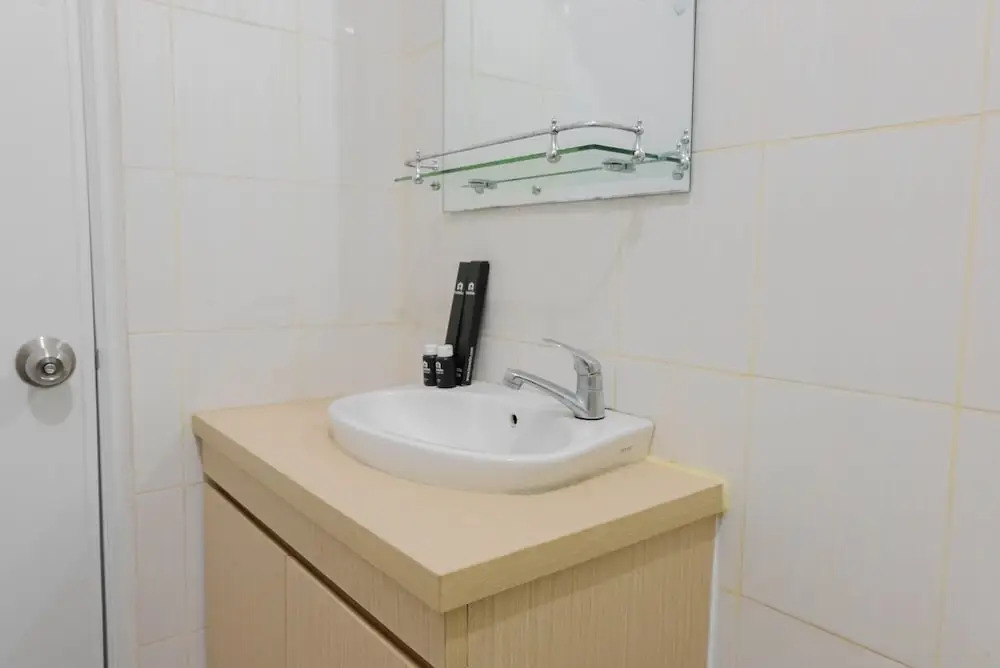 Cozy and Minimalist 2BR Apartment at Ayodhya Residence