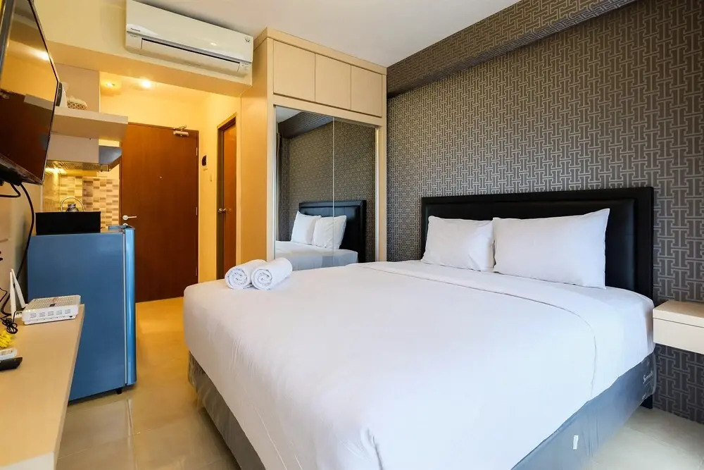 Best View Studio Apartment Tifolia near Kelapa Gading