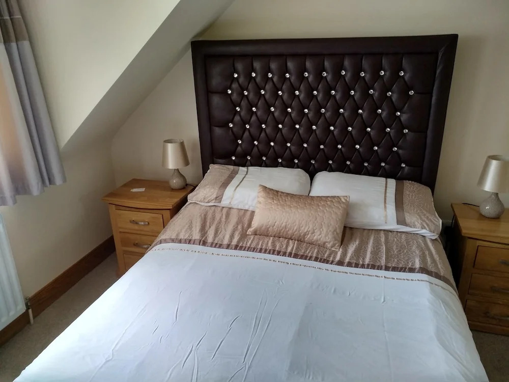 Marine House Hotel
