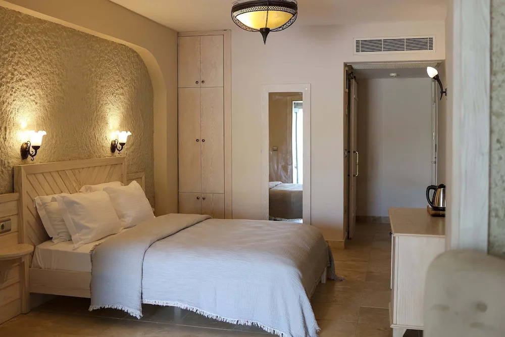 Marin Alaçatı Hotel
