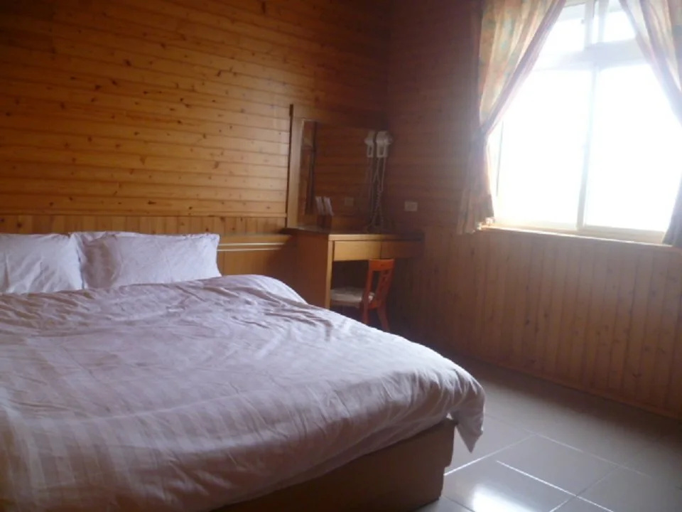 Tianyi Guest House