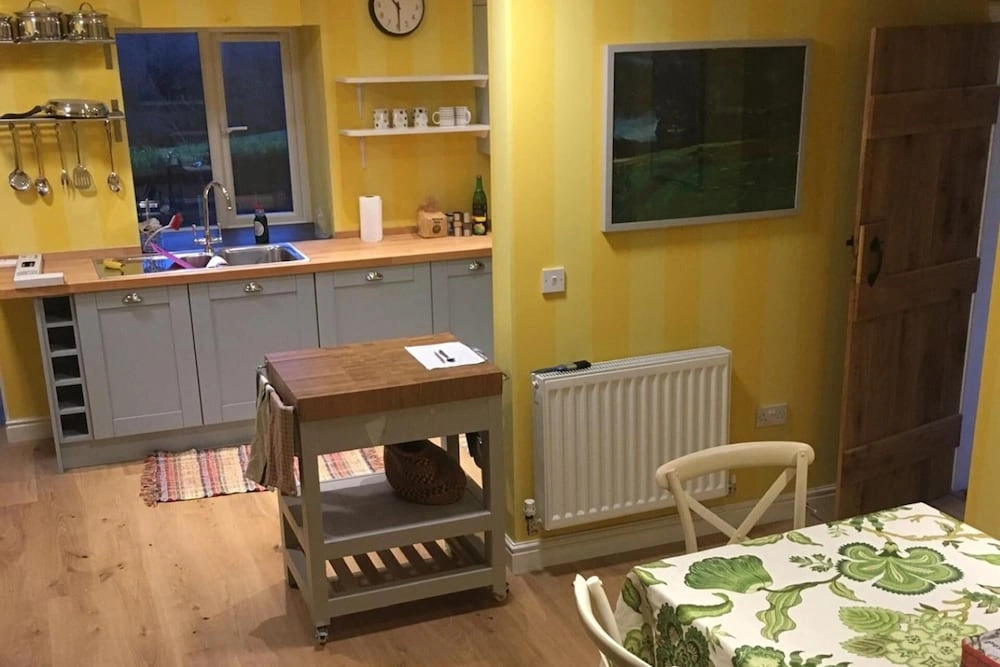 Charming 3-bed House in Abergele, Wales, UK