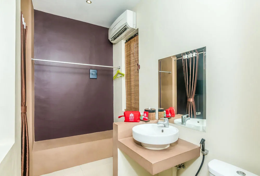 ZEN Rooms Denpasar Mahendradata