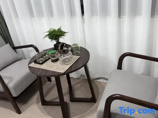 Tiantai Tea Language Elegant Architecture Homestay · Near Guoqing Temple