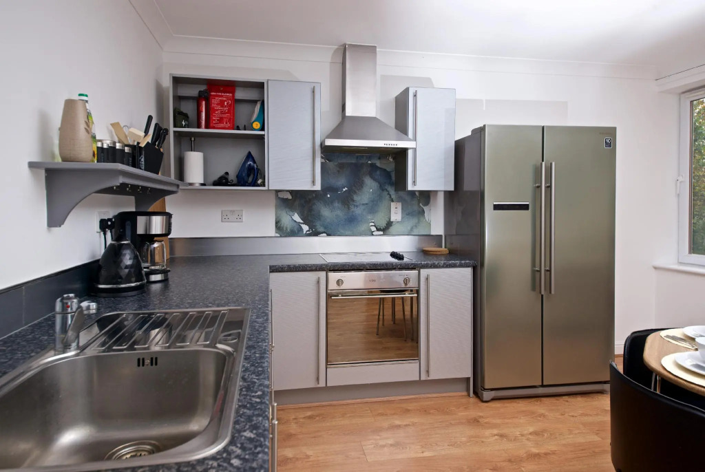 Liverpool City Stays - Liverpool Entire Place - Close to Airport EE1