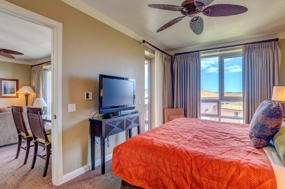 K B M Resorts- Hkh-816 Oversized 1bd, 8th-floor, big Ocean Views, Quiet, Chefs Kitchen!