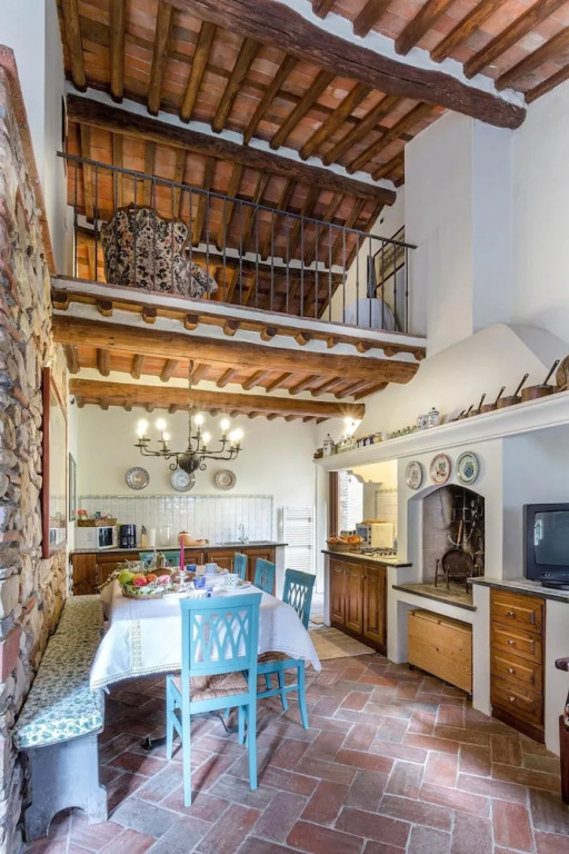Citrus Charm Farmhouse