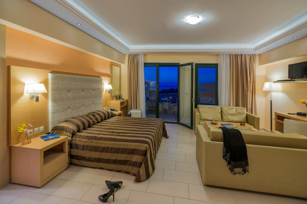 Ai Yannis Suites and Apartments Hotel
