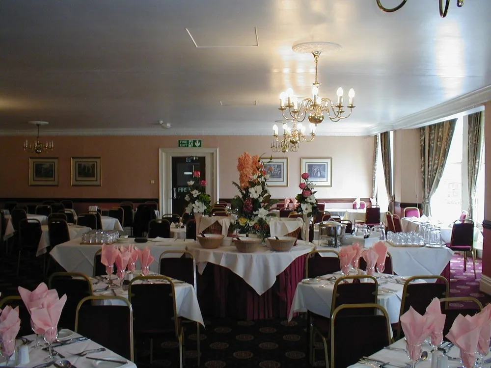 Glen Usk Hotel