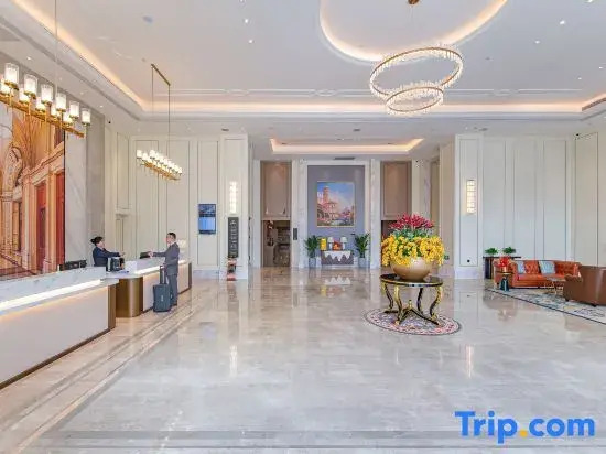 Vienna International Hotel Qianjiang Qianyang West Road Bus Station