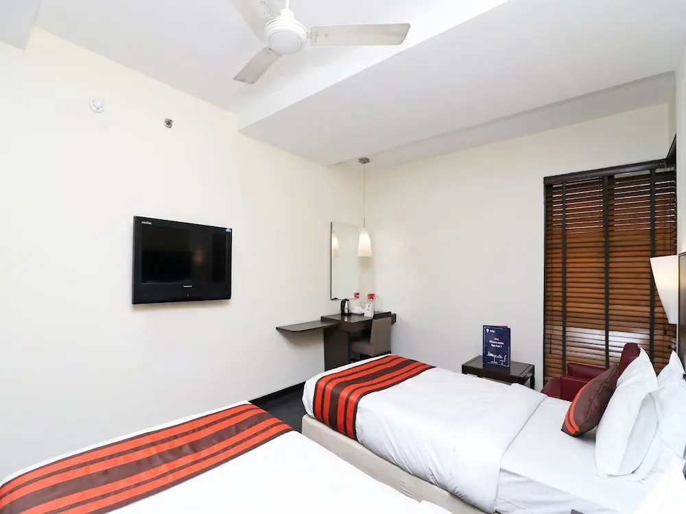OYO 1187 Hotel Swiss Suites