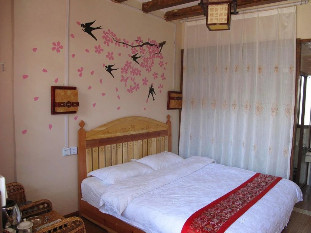 Xinyueju Inn