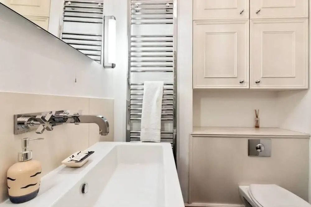 Spacious 2bed Flat in Earls Court, 7min to Tube
