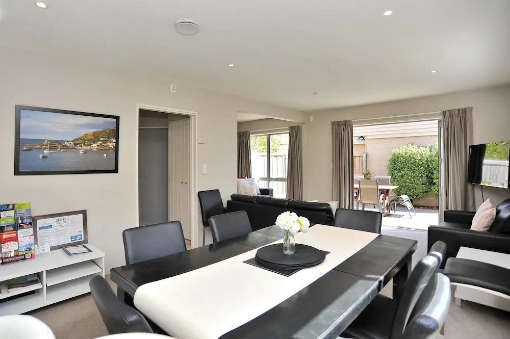 Regents Apartments